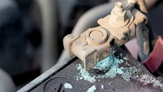 علائم خرابی باتری خودرو